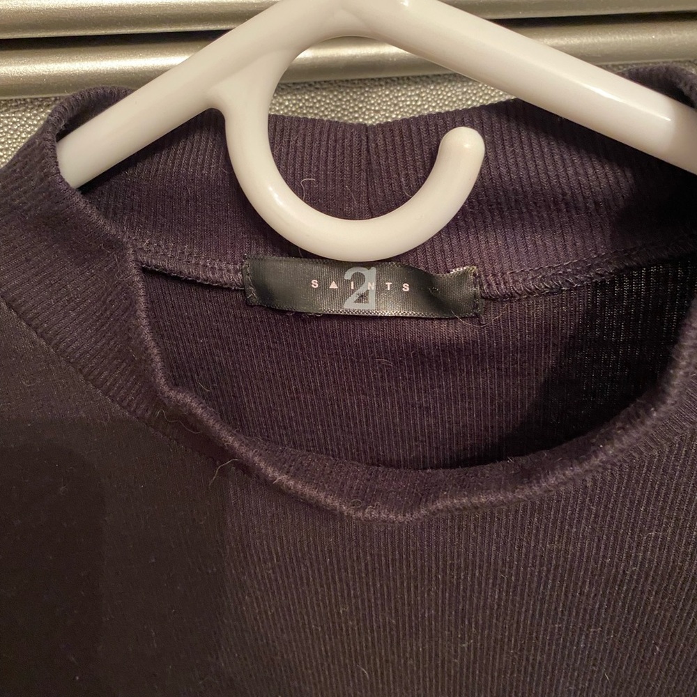 Cute Ruffle Tee - Picture 2 of 5
